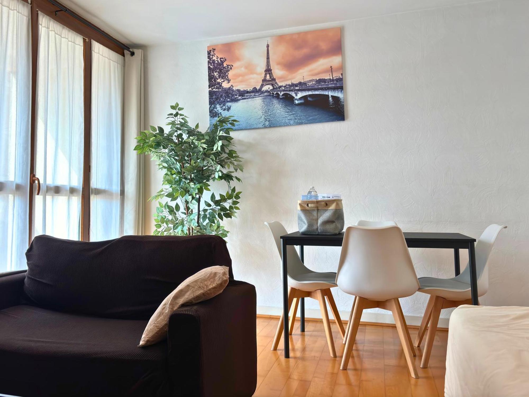 Ferienwohnung Guyon - Cosy Proche Gare Parking Facile - Balcon #Sirdest Franconville  Exterior foto